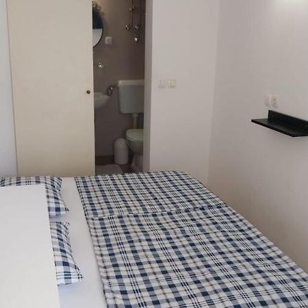 Apartmani Bonavia Jelsa  Eksteriør bilde