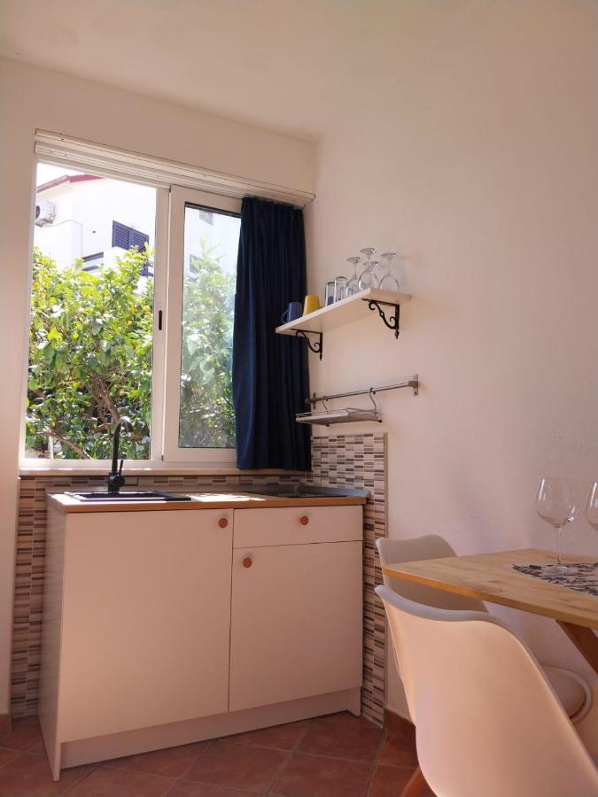 Apartmani Bonavia Jelsa  Eksteriør bilde